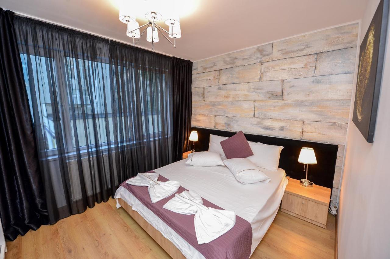 One By One - By Grand Accommodation Bucarest Exterior foto